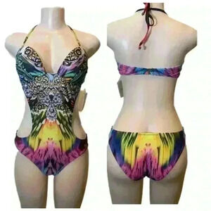 CYN & LUCA SWIM SUIT SIZE M
